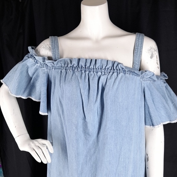 💙 7 FAM Off the Shoulder Denim/Chambray Dress - Picture 8 of 11